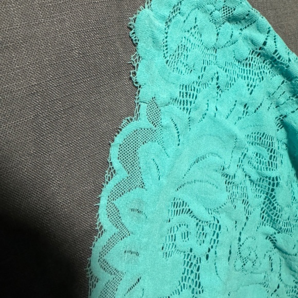 Victoria’s Secret - Picture 7 of 8